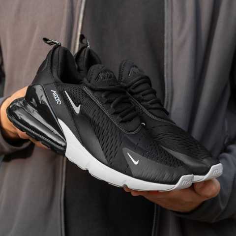 Nike airmax 270 black hot sale white