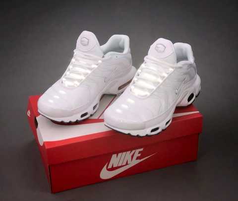 Nike tn's best sale all white