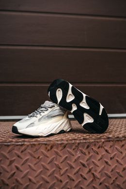 Кросівки Adidas Yeezy Boost 700 Static (Сірий, білий), Сірий, 36