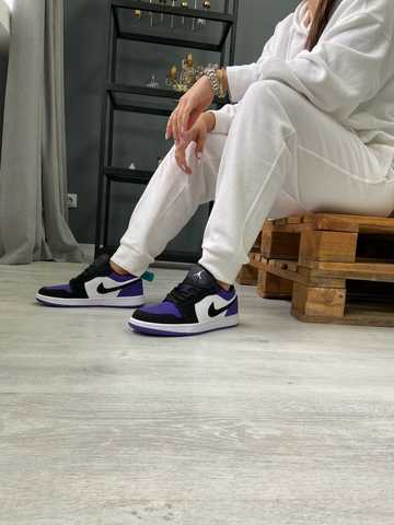 Nike store court purple